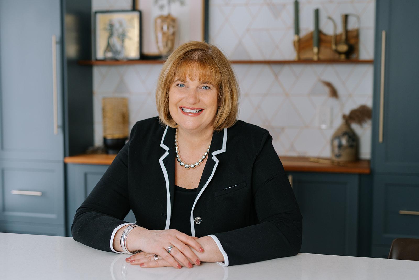 Susan Schell Wi Susan Chell | Ottawa Real Estate Broker | Chell Team